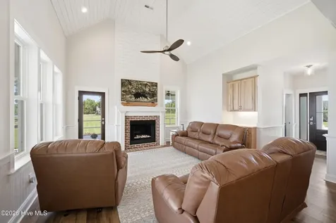 195 Mullet Bay Lane Hertford NC 27944