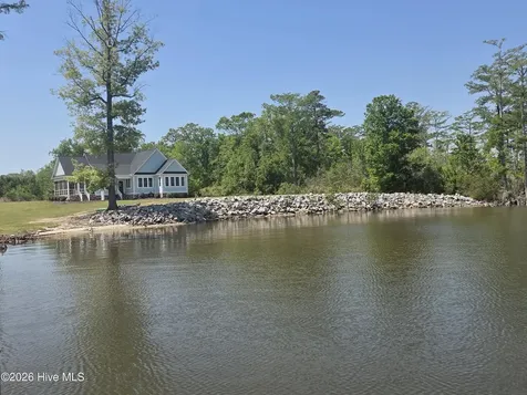 195 Mullet Bay Lane Hertford NC 27944