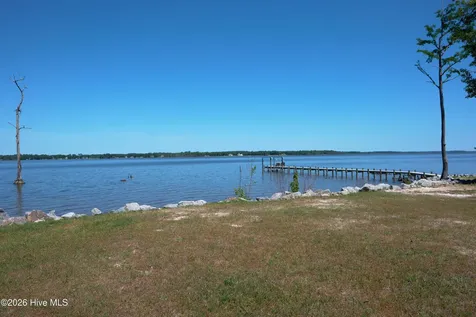 195 Mullet Bay Lane Hertford NC 27944