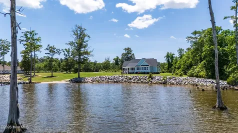 195 Mullet Bay Lane Hertford NC 27944
