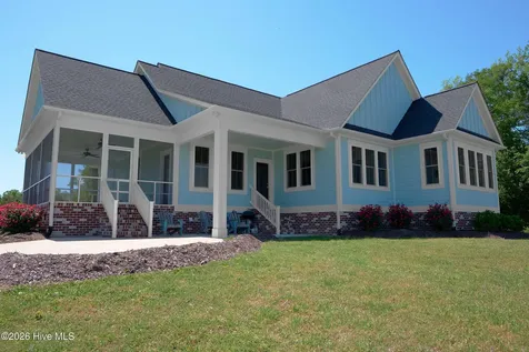 195 Mullet Bay Lane Hertford NC 27944