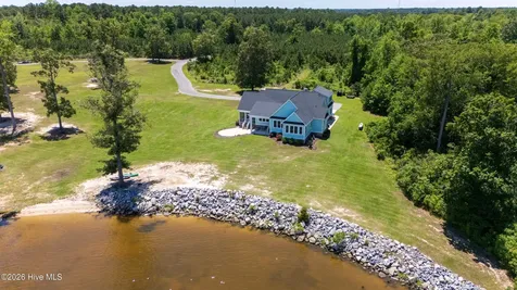 195 Mullet Bay Lane Hertford NC 27944
