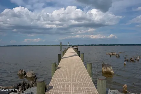 195 Mullet Bay Lane Hertford NC 27944
