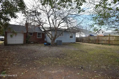 482 Snow Hill Street Ayden NC 28513