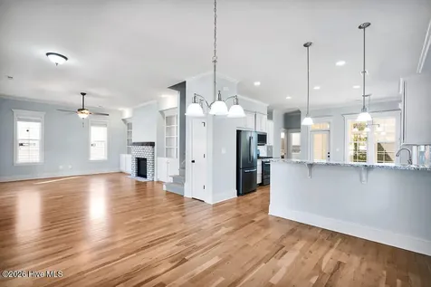 4095 Country Garden Lane Southport NC 28461