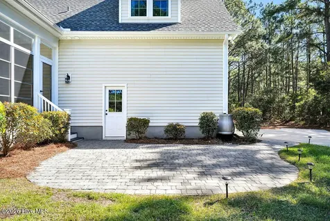 4095 Country Garden Lane Southport NC 28461