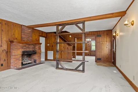 107 Dogwood Street Havelock NC 28532