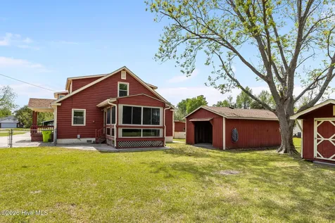107 Dogwood Street Havelock NC 28532