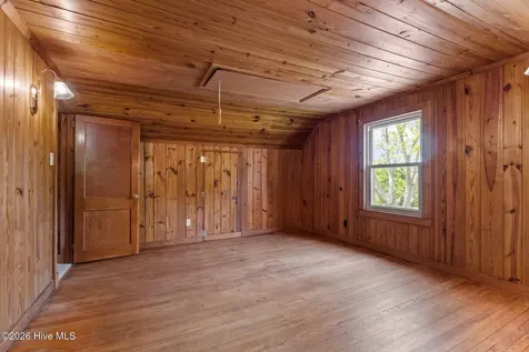 107 Dogwood Street Havelock NC 28532