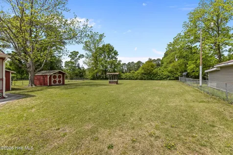107 Dogwood Street Havelock NC 28532
