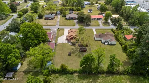 107 Dogwood Street Havelock NC 28532