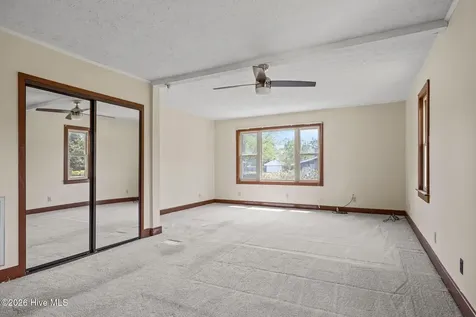 107 Dogwood Street Havelock NC 28532