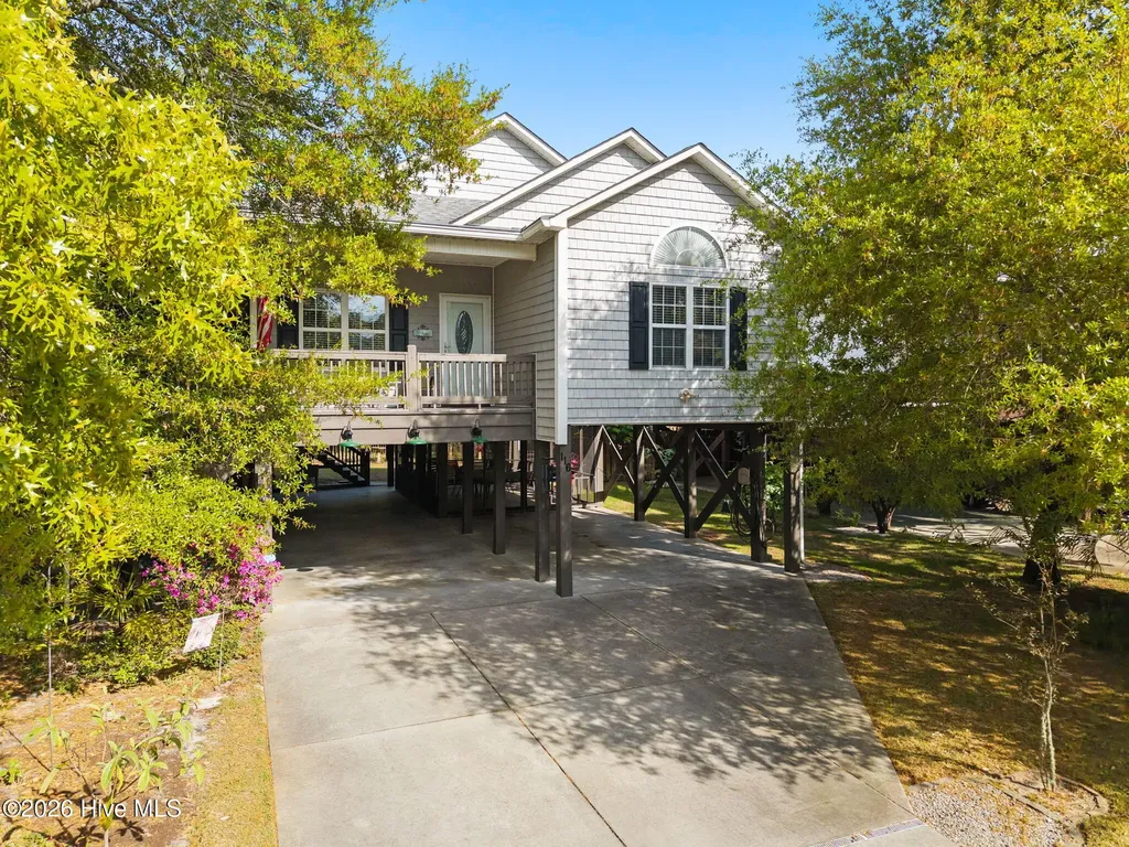116 NW 2nd Street Oak Island NC 28465