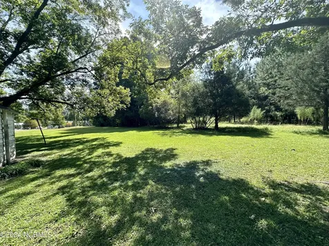114 Rhodes Avenue Windsor NC 27983