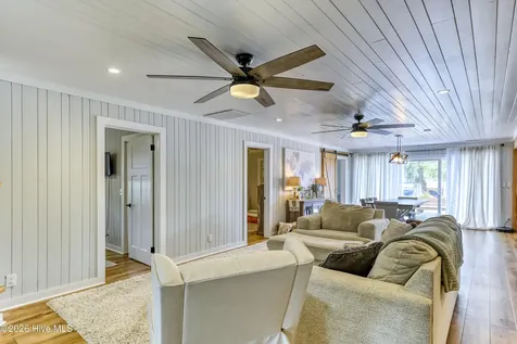 774 Driftwood Drive Hampstead NC 28443