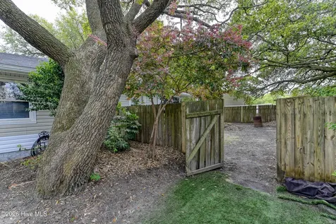 774 Driftwood Drive Hampstead NC 28443