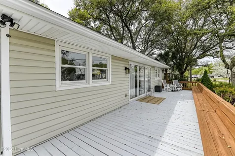 774 Driftwood Drive Hampstead NC 28443