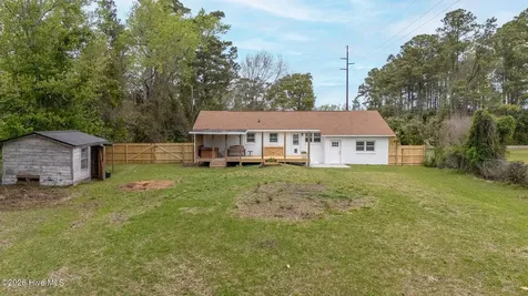 213 Russell Street Beaufort NC 28516