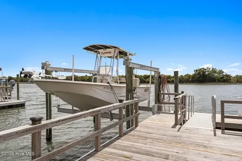 2829 Pirate Shores Drive SW Supply NC 28462