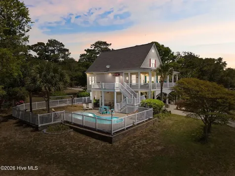 2829 Pirate Shores Drive SW Supply NC 28462
