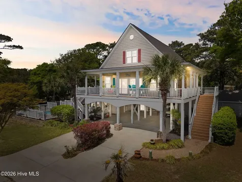 2829 Pirate Shores Drive SW Supply NC 28462