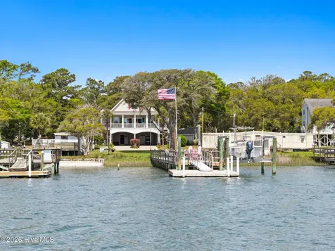 2829 Pirate Shores Drive SW Supply NC 28462