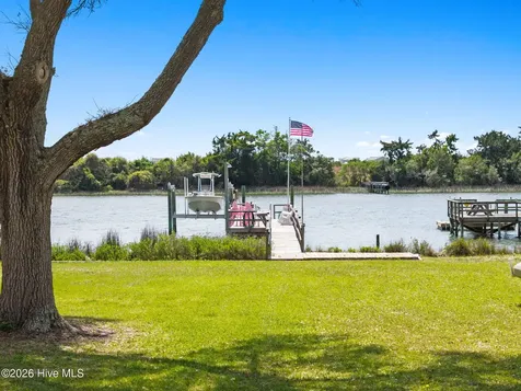2829 Pirate Shores Drive SW Supply NC 28462