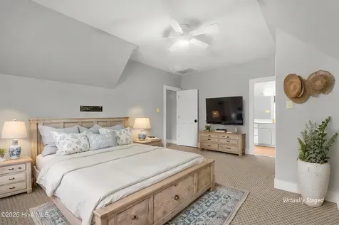 7000 Club House Drive New Bern NC 28562