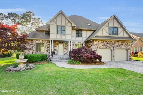 7000 Club House Drive New Bern NC 28562