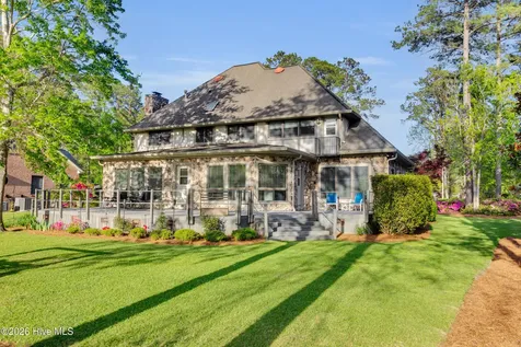 7000 Club House Drive New Bern NC 28562