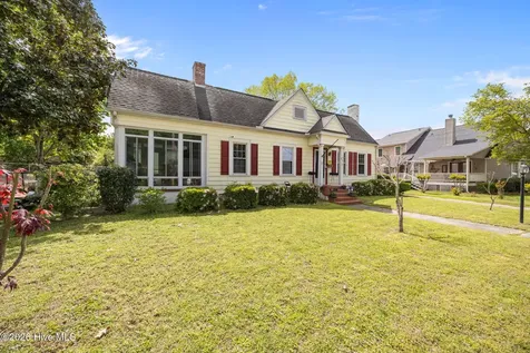 4159 East Horne Avenue Farmville NC 27828