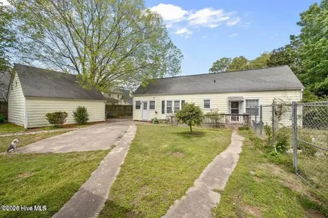 4159 East Horne Avenue Farmville NC 27828