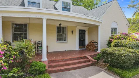1608 E 5th Street Greenville NC 27858