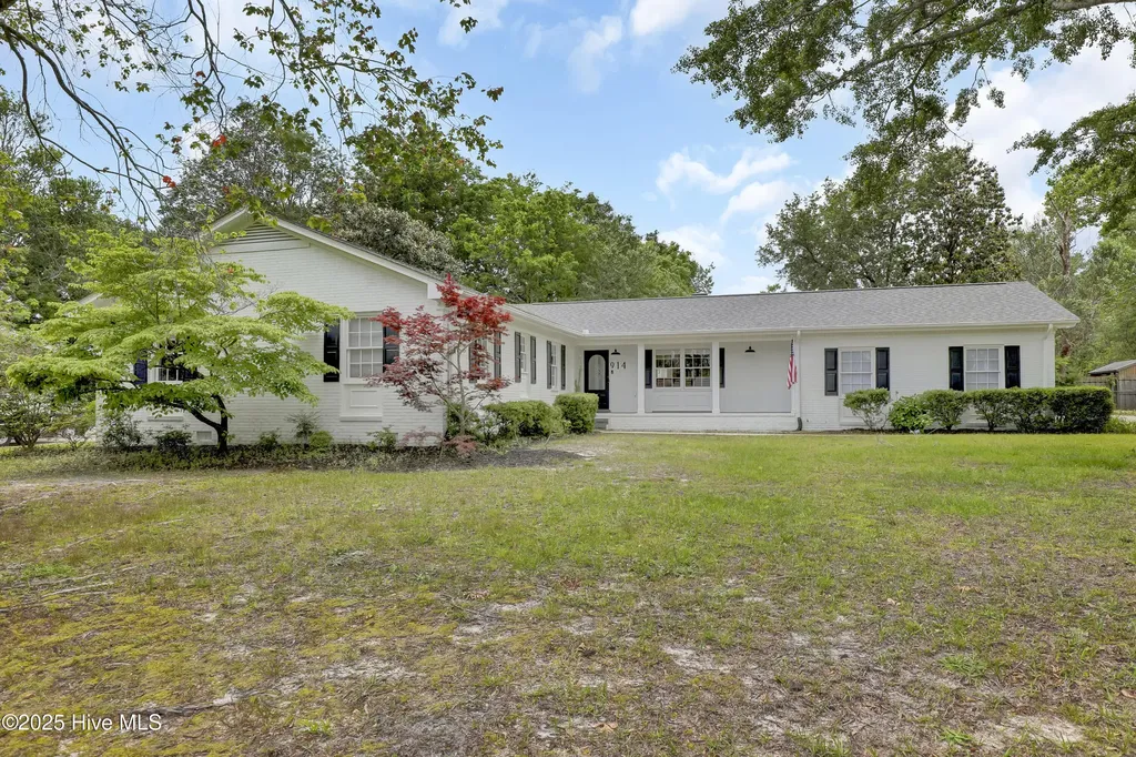 914 Greenhowe Drive Wilmington NC 28409