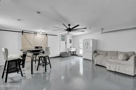 914 Greenhowe Drive Wilmington NC 28409