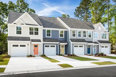 3198 Edgehill Drive Navassa NC 28451
