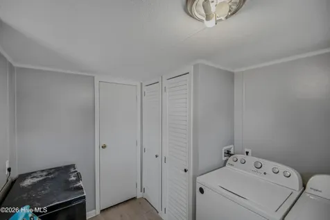 233 Castlebury Lane Hubert NC 28539
