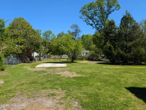 418 Decatur Road Jacksonville NC 28540