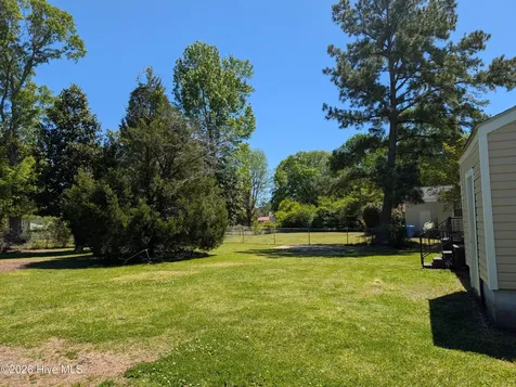 418 Decatur Road Jacksonville NC 28540