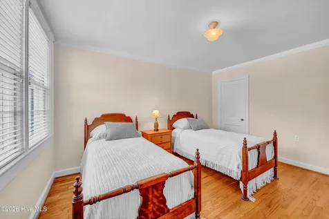 2940 Oleander Drive Wilmington NC 28403