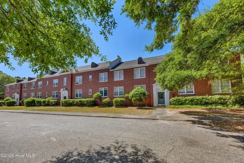 2940 Oleander Drive Wilmington NC 28403