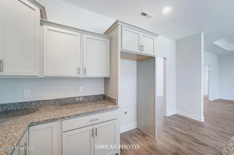 612 Barlowe Lane Jacksonville NC 28546