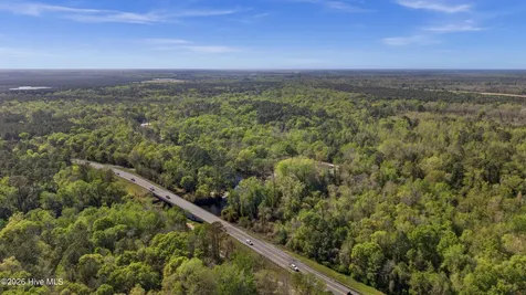 196 Quiet Water Drive Chinquapin NC 28521