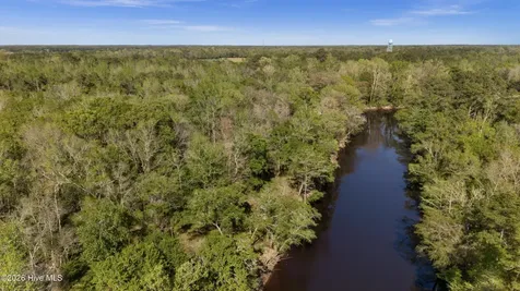 196 Quiet Water Drive Chinquapin NC 28521