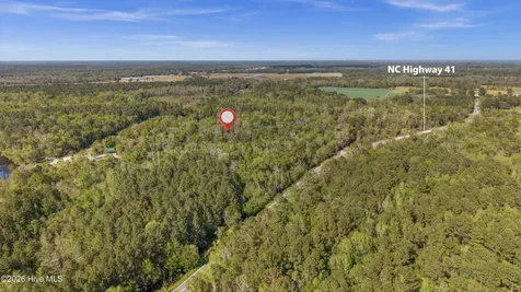 196 Quiet Water Drive Chinquapin NC 28521