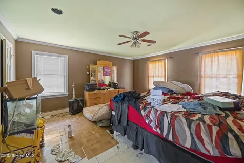 1802 Marshburn Circle Kinston NC 28504