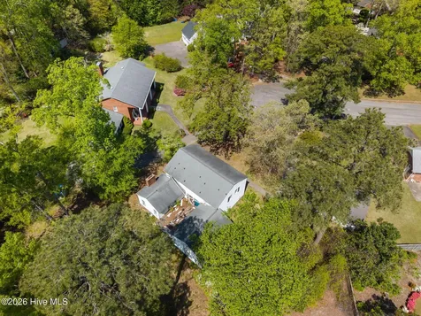 1802 Marshburn Circle Kinston NC 28504
