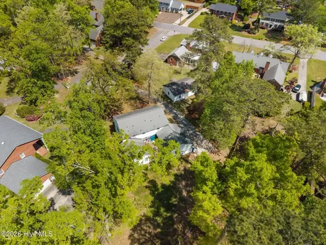 1802 Marshburn Circle Kinston NC 28504