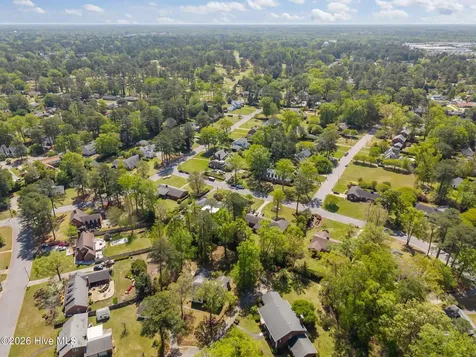 1802 Marshburn Circle Kinston NC 28504
