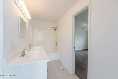 2881 Honey Hill Road Hallsboro NC 28442